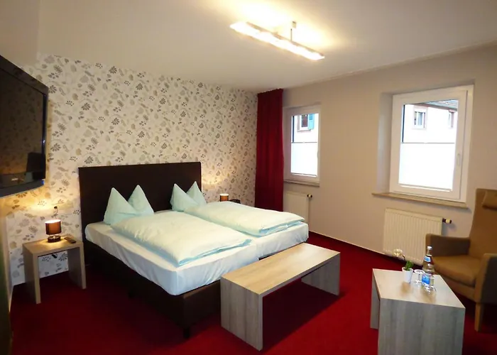 Zum Kronprinzen Garni 酒店