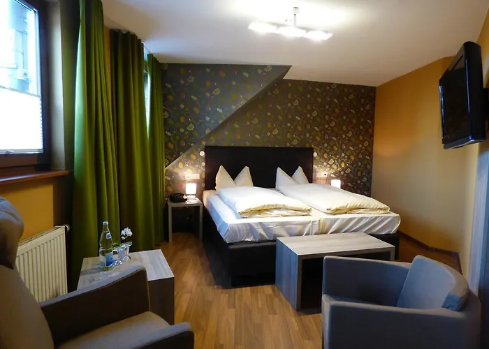 Zum Kronprinzen Garni